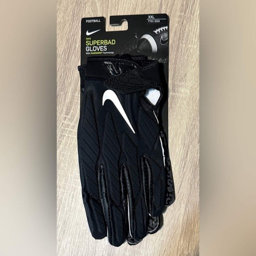 Las Vegas Raiders Nike Superbad Magnigrip Black Football Gloves Men’s Size XXL